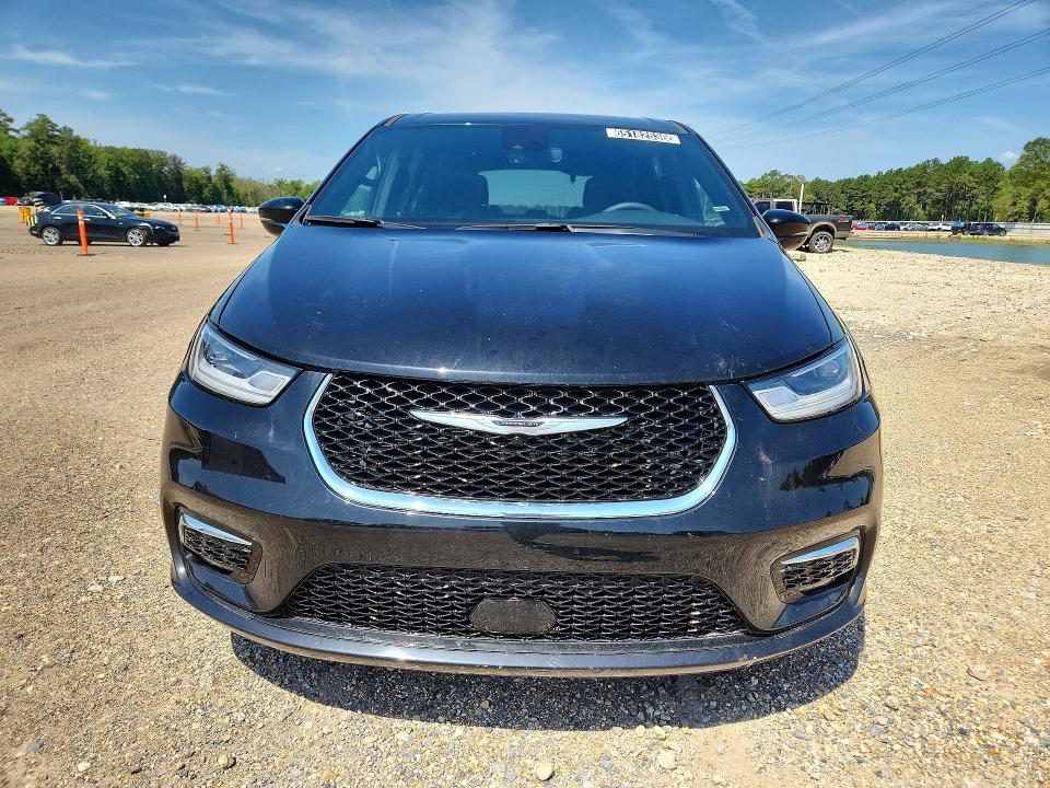 Продаж на аукціоні авто 2025 Chrysler Pacifica, vin: 2C4RC1BG0SR554016, номер лоту: 65182536