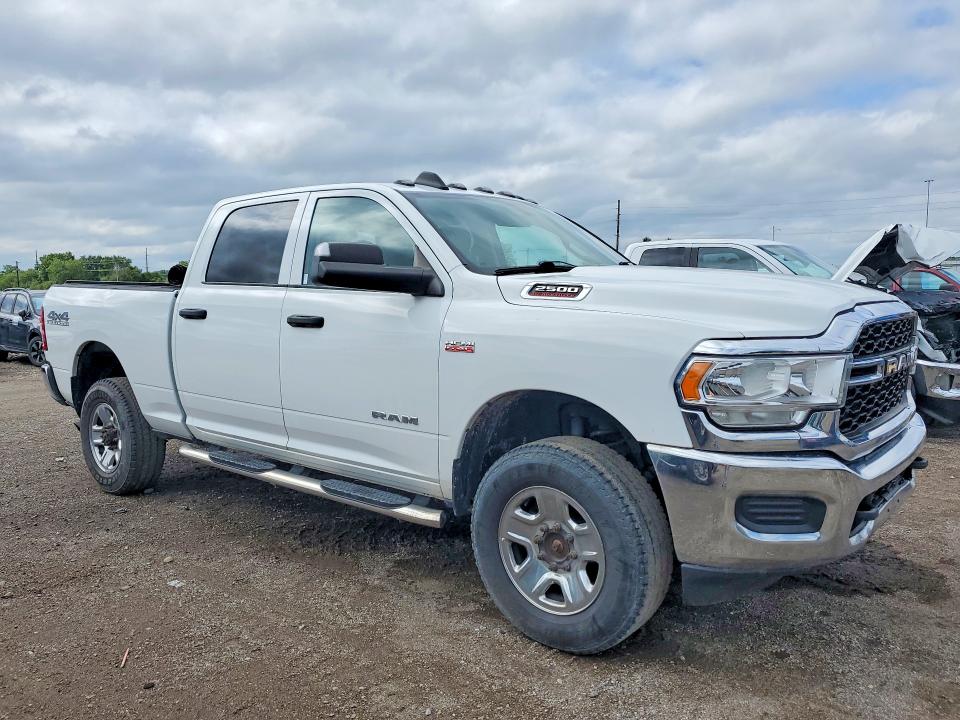 63327896 :رقم المزاد ، 3C6UR5CJ4KG512584 vin ، 2019 Ram 2500 مزاد بيع
