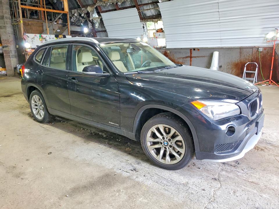 65687776 :رقم المزاد ، WBAVL1C54FVY25056 vin ، 2015 Bmw X1 مزاد بيع