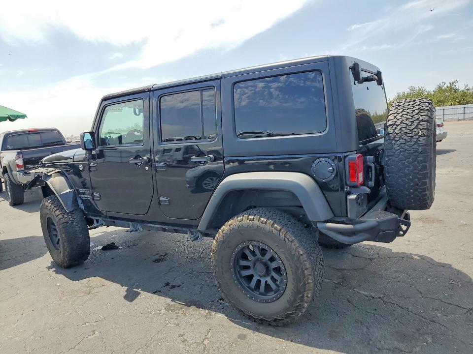 2015 Jeep Wrangler Unlimited მანქანა იყიდება აუქციონზე, vin: 1C4BJWDG7FL596778, აუქციონის ნომერი: 64969886