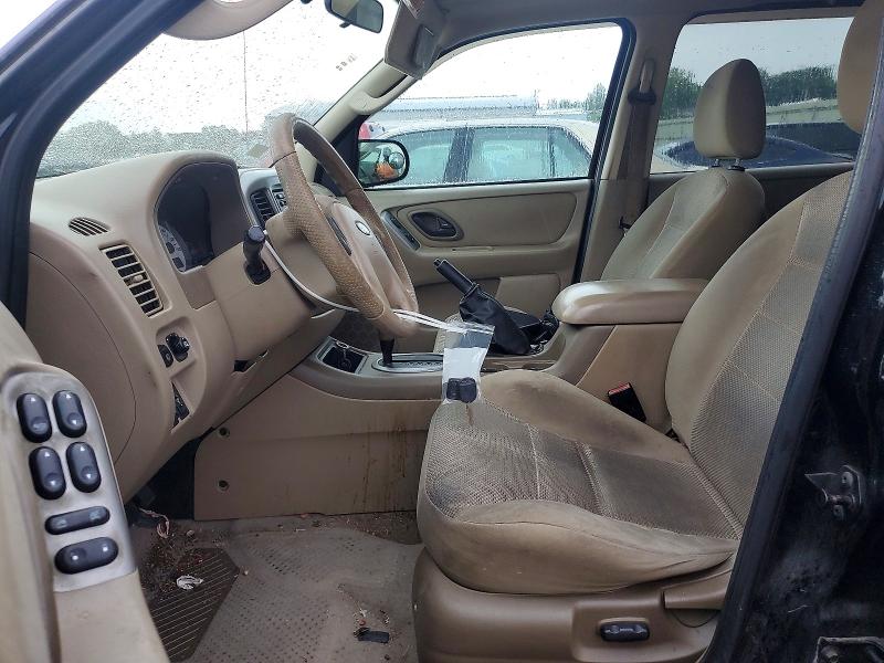 2005 Ford Escape მანქანა იყიდება აუქციონზე, vin: 1FMYU93165KA55785, აუქციონის ნომერი: 64699326