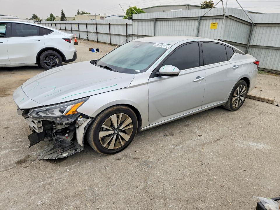 2022 Nissan Altima მანქანა იყიდება აუქციონზე, vin: 1N4BL4DV4NN325828, აუქციონის ნომერი: 66767356