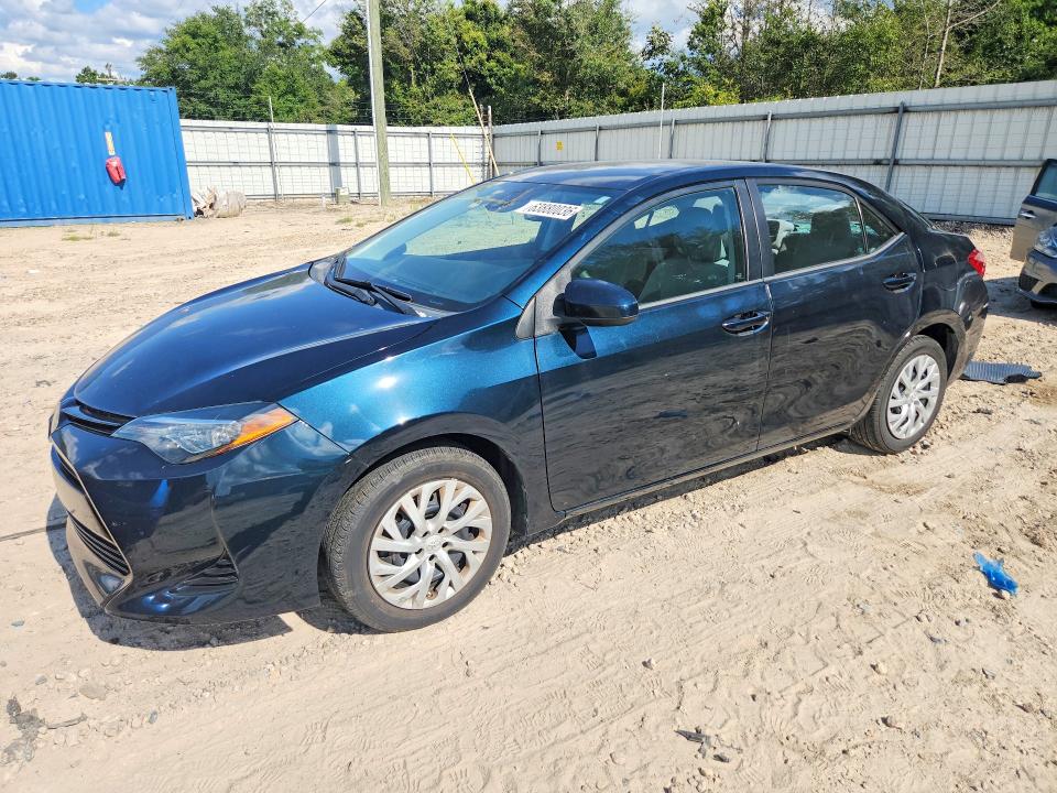 Продажа на аукционе авто 2018 Toyota Corolla, vin: 5YFBURHE3JP813812, номер лота: 63880036