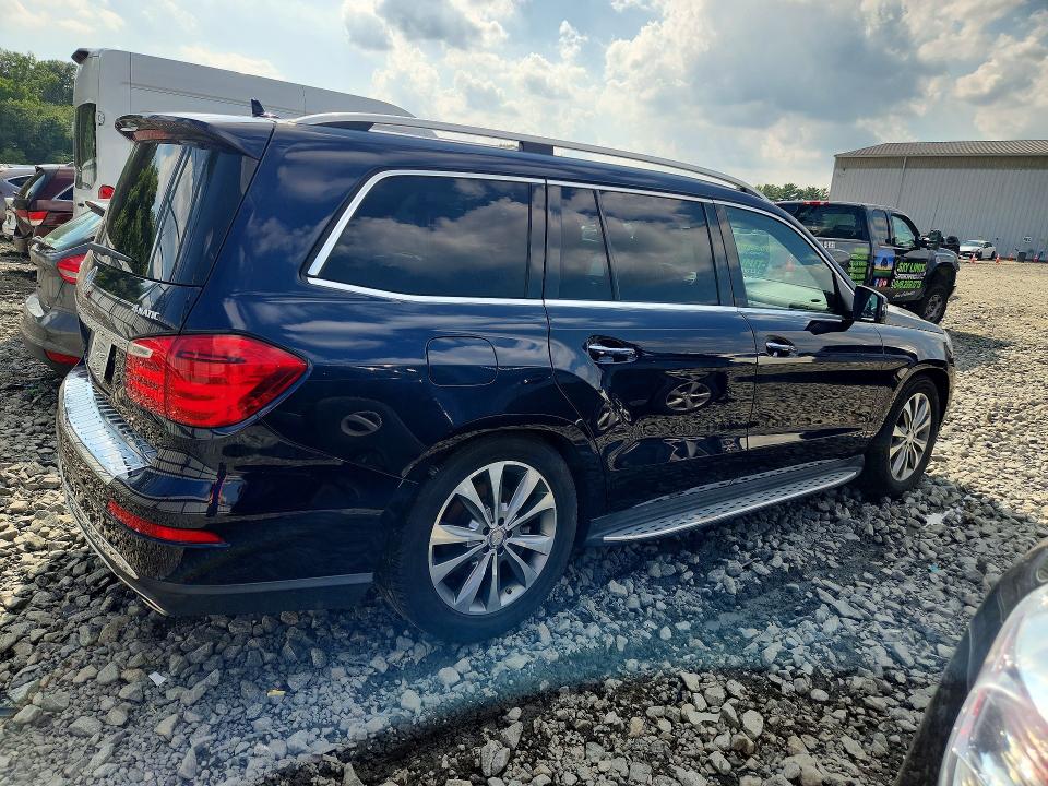 62876566 :رقم المزاد ، 4JGDF6EE3FA569561 vin ، 2015 Mercedes-benz Gl مزاد بيع