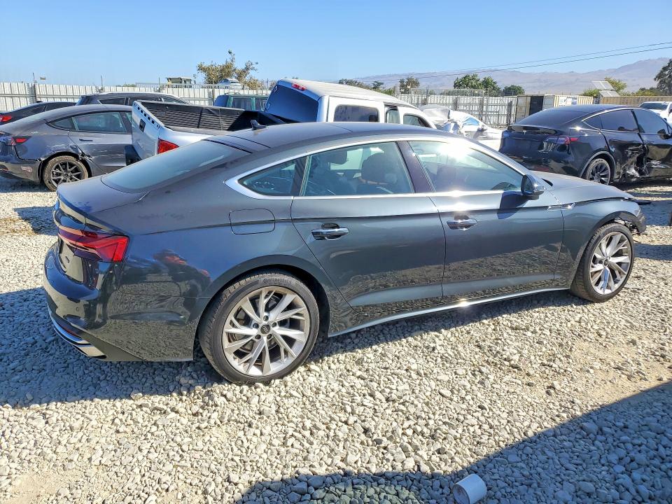 62355406 :رقم المزاد ، WAUABCF50PA042785 vin ، 2023 Audi A5 مزاد بيع