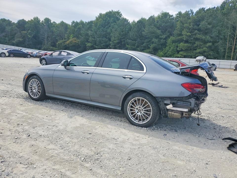 66631796 :رقم المزاد ، W1KZF5KB0MA999405 vin ، 2021 Mercedes-benz E مزاد بيع