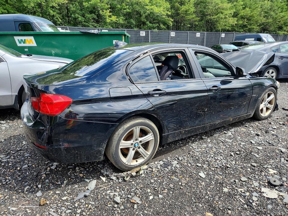 63404236 :رقم المزاد ، WBA3A5C56DJ462624 vin ، 2013 Bmw 328 مزاد بيع