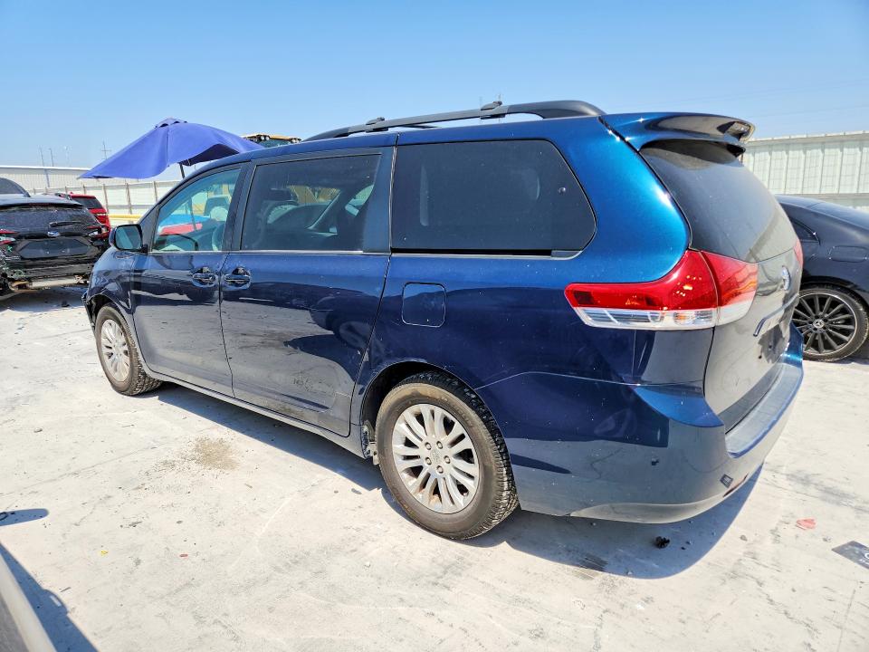 66306176 :رقم المزاد ، 5TDYK3DC0BS154162 vin ، 2011 Toyota Sienna مزاد بيع