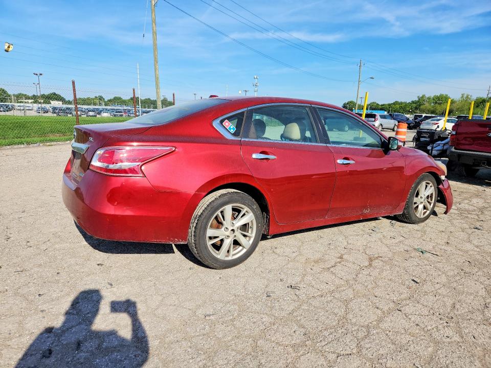 2013 Nissan Altima მანქანა იყიდება აუქციონზე, vin: 1N4AL3AP5DC161950, აუქციონის ნომერი: 65502946