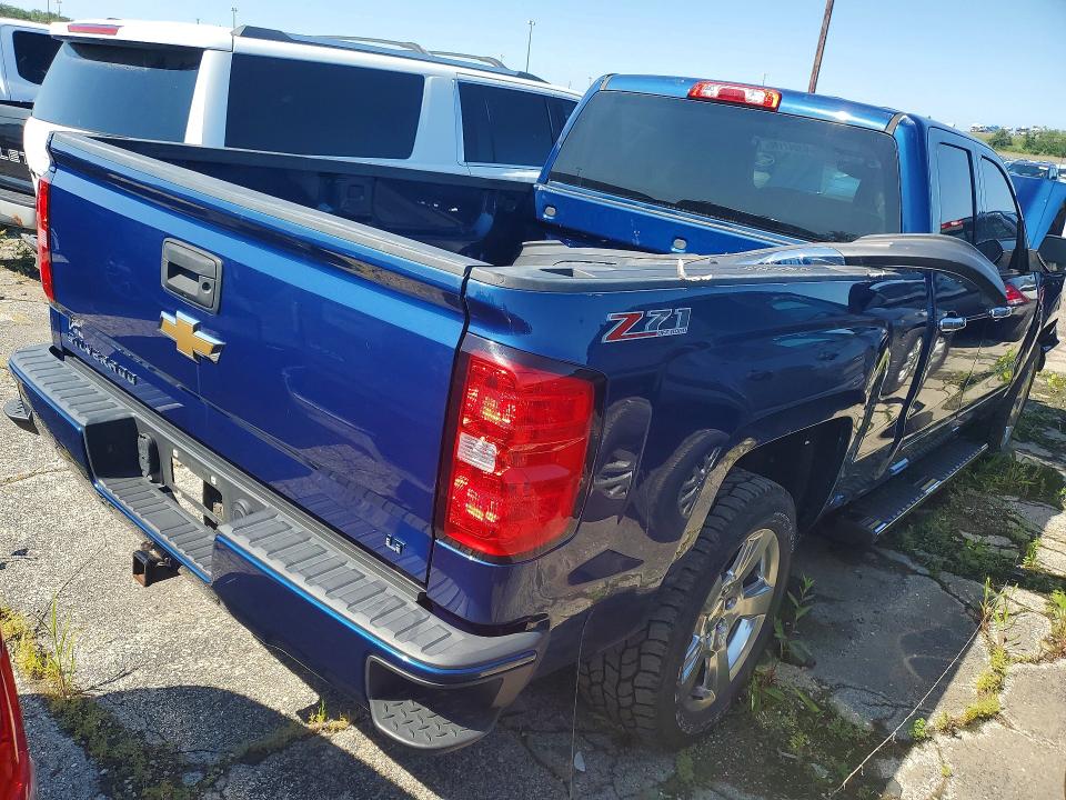 Продажа на аукционе авто 2017 Chevrolet Silverado, vin: 1GCVKREC1HZ121277, номер лота: 63047196