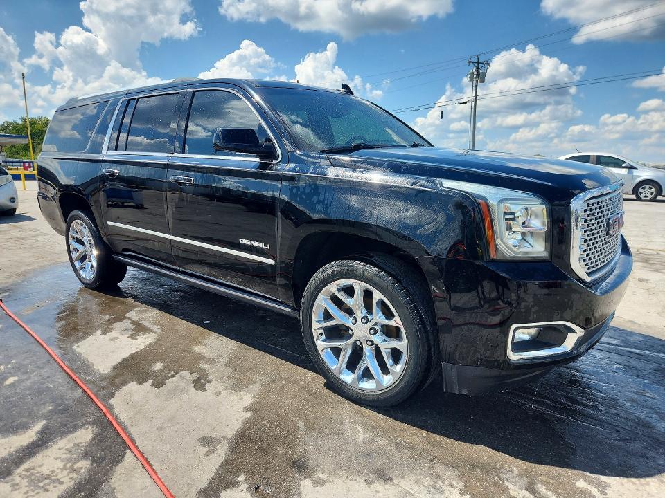 Продажа на аукционе авто 2017 Gmc Yukon Xl, vin: 1GKS1HKJ9HR216676, номер лота: 67156016