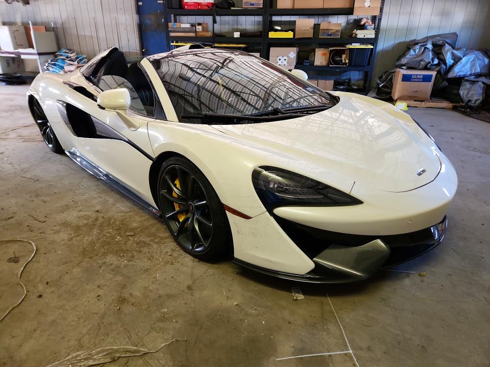 Продаж на аукціоні авто 2018 Mclaren Automotive 570s, vin: SBM13FAA7JW004851, номер лоту: 65265356