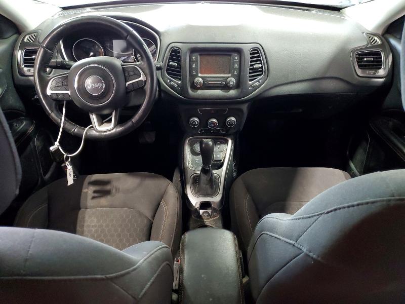 63338326 :رقم المزاد ، 3C4NJDAB3JT316040 vin ، 2018 Jeep Compass مزاد بيع