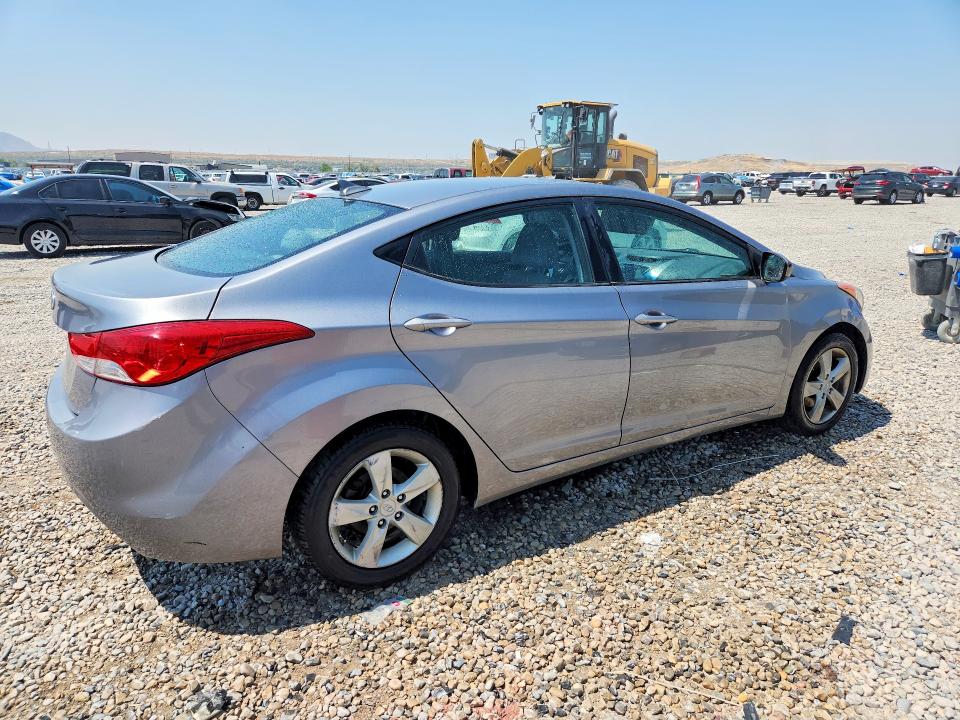 60084866 :رقم المزاد ، KMHDH4AE9DU702954 vin ، 2013 Hyundai Elantra مزاد بيع