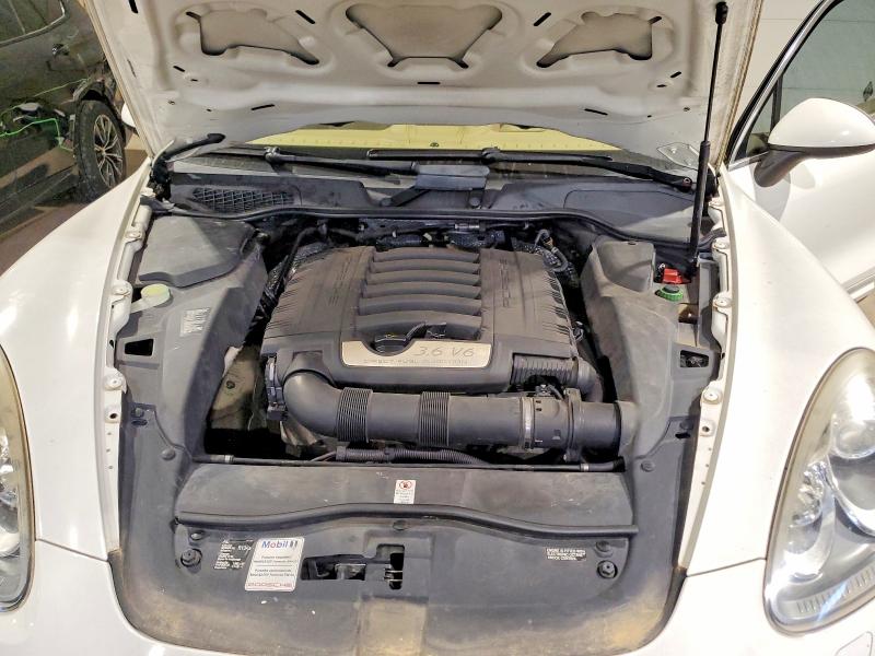 Продаж на аукціоні авто 2011 Porsche Cayenne, vin: WP1AA2A26BLA04311, номер лоту: 64484746
