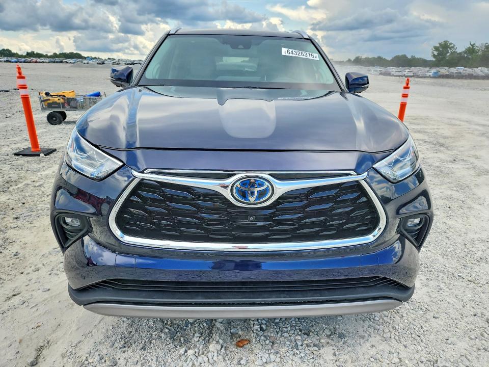 64326316 :رقم المزاد ، 5TDEBRCHXRS633492 vin ، 2024 Toyota Highlander Hybrid مزاد بيع
