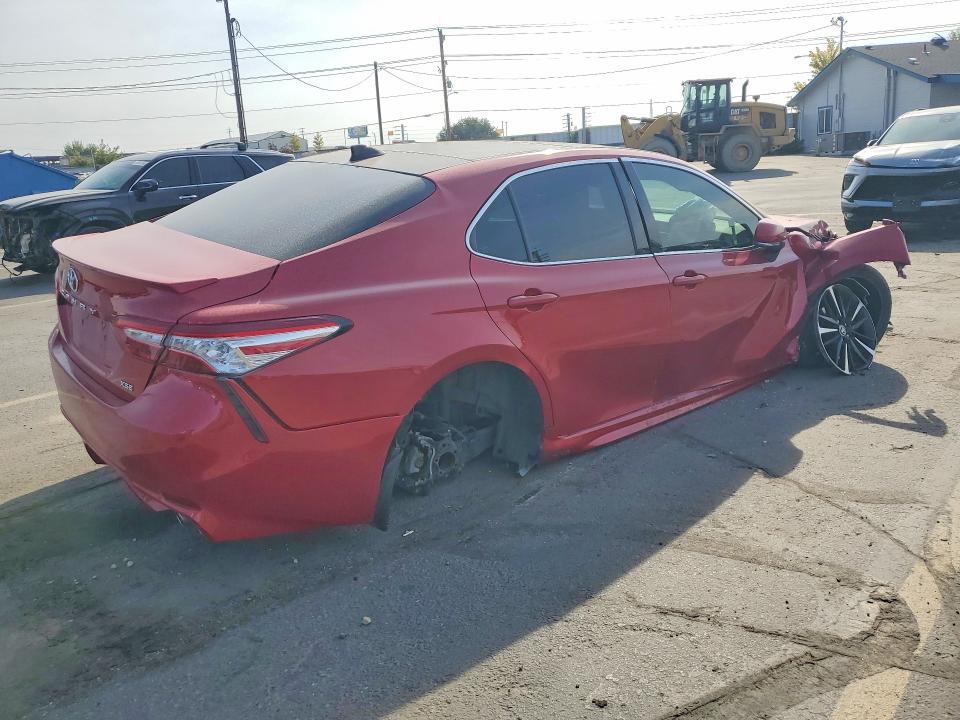 2020 Toyota Camry მანქანა იყიდება აუქციონზე, vin: 4T1K61AK7LU391301, აუქციონის ნომერი: 65668546