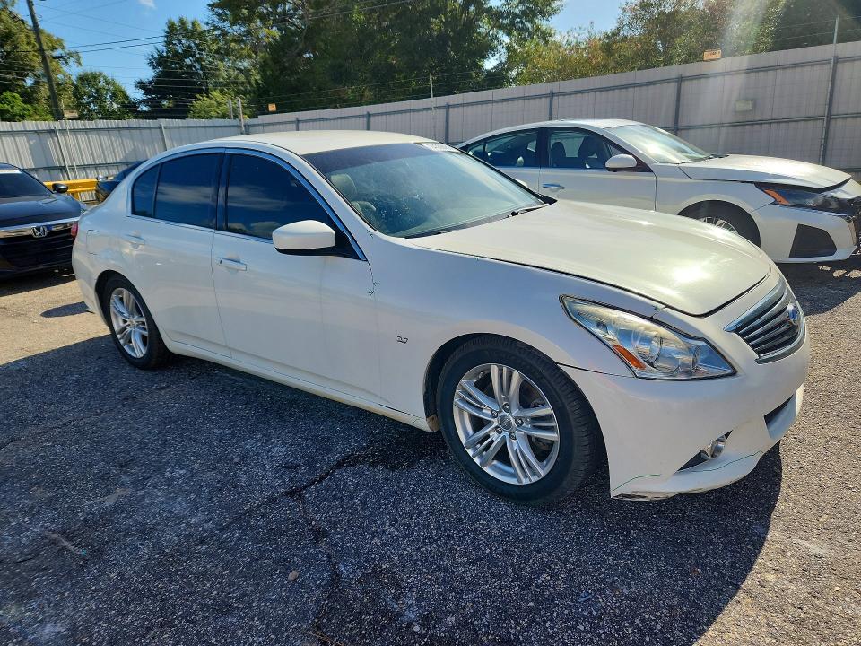 Продажа на аукционе авто 2015 Infiniti Q40, vin: JN1CV6AP0FM500063, номер лота: 64358456