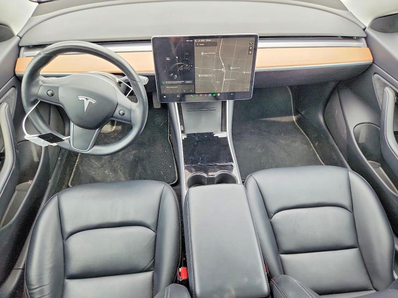 63781626 :رقم المزاد ، 5YJ3E1EA0JF039132 vin ، 2018 Tesla Model 3 مزاد بيع