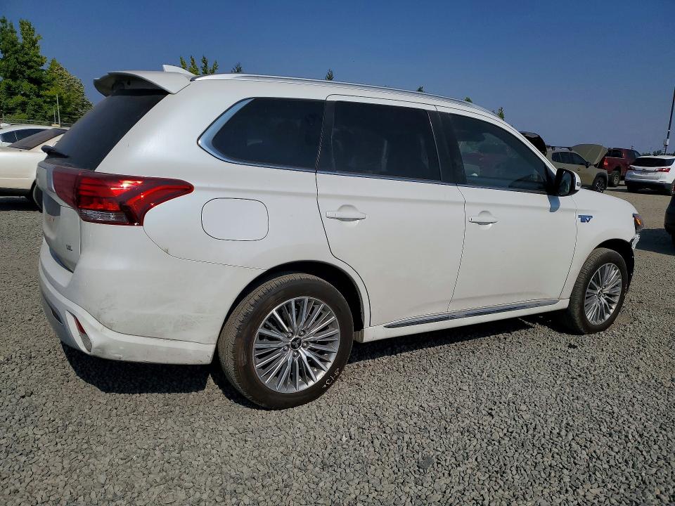 63291326 :رقم المزاد ، JA4J2VA7XNZ027503 vin ، 2022 Mitsubishi Outlander مزاد بيع