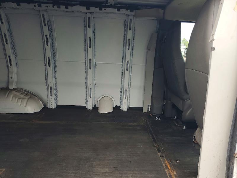 64439576 :رقم المزاد ، 1GCWGAFF5G1220049 vin ، 2016 Chevrolet Express G2500 مزاد بيع