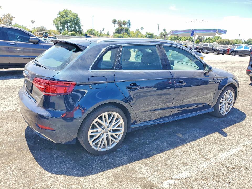 Aukcja sprzedaży 2018 Audi A3, vin: WAUTPBFF9JA096025, numer aukcji: 65700626