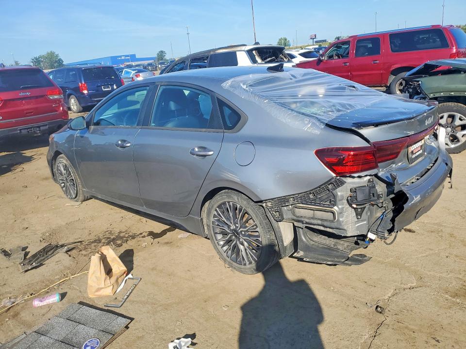 66502266 :رقم المزاد ، 3KPF54AD9NE507871 vin ، 2022 Kia Forte مزاد بيع
