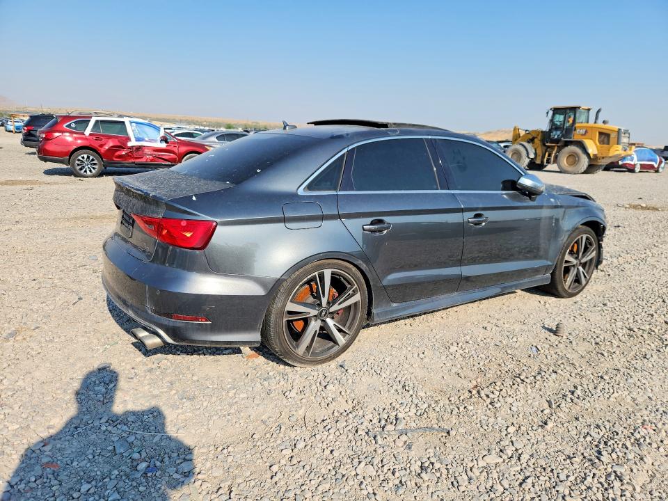 63840586 :رقم المزاد ، WAUBFGFF4F1034082 vin ، 2015 Audi S3 مزاد بيع