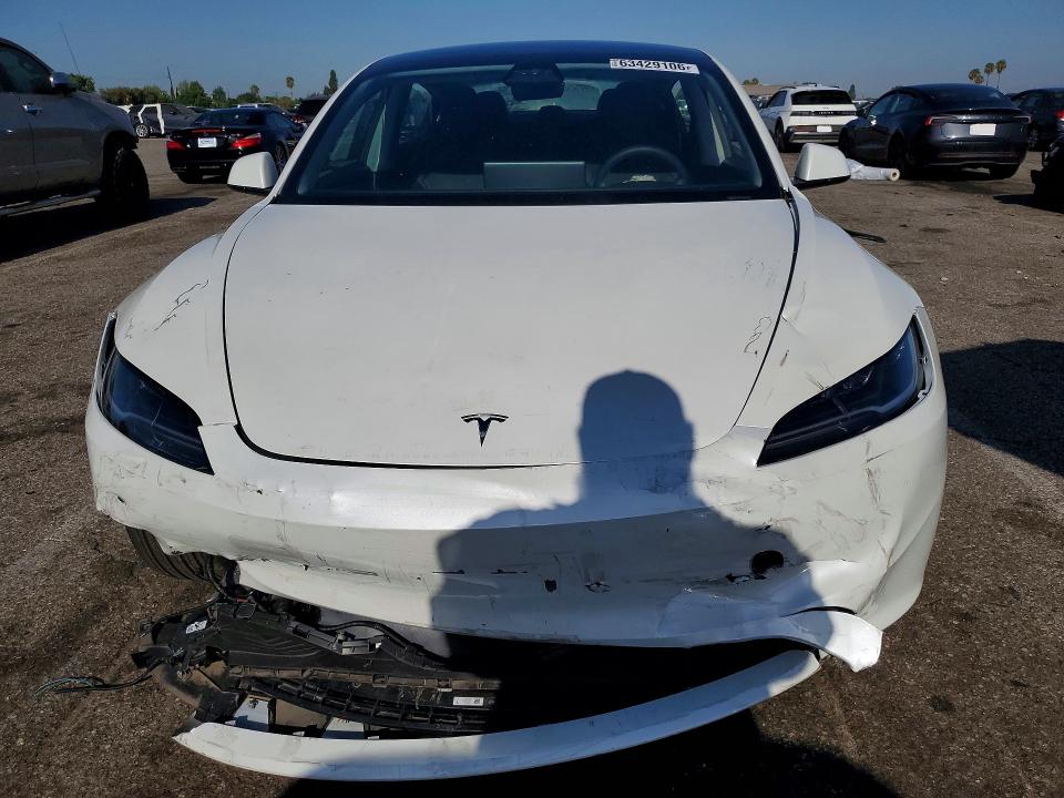 63429106 :رقم المزاد ، 5YJ3E1EA4RF825706 vin ، 2024 Tesla Model 3 مزاد بيع