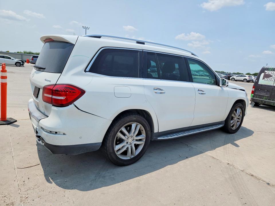 63769886 :رقم المزاد ، 4JGDF6EE0HA819681 vin ، 2017 Mercedes-benz Gls مزاد بيع