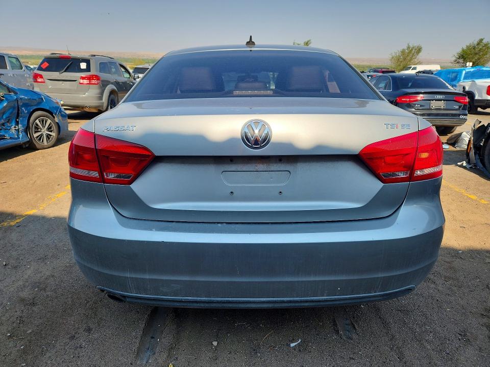 2014 Volkswagen Passat მანქანა იყიდება აუქციონზე, vin: 1VWBT7A33EC089258, აუქციონის ნომერი: 64635156