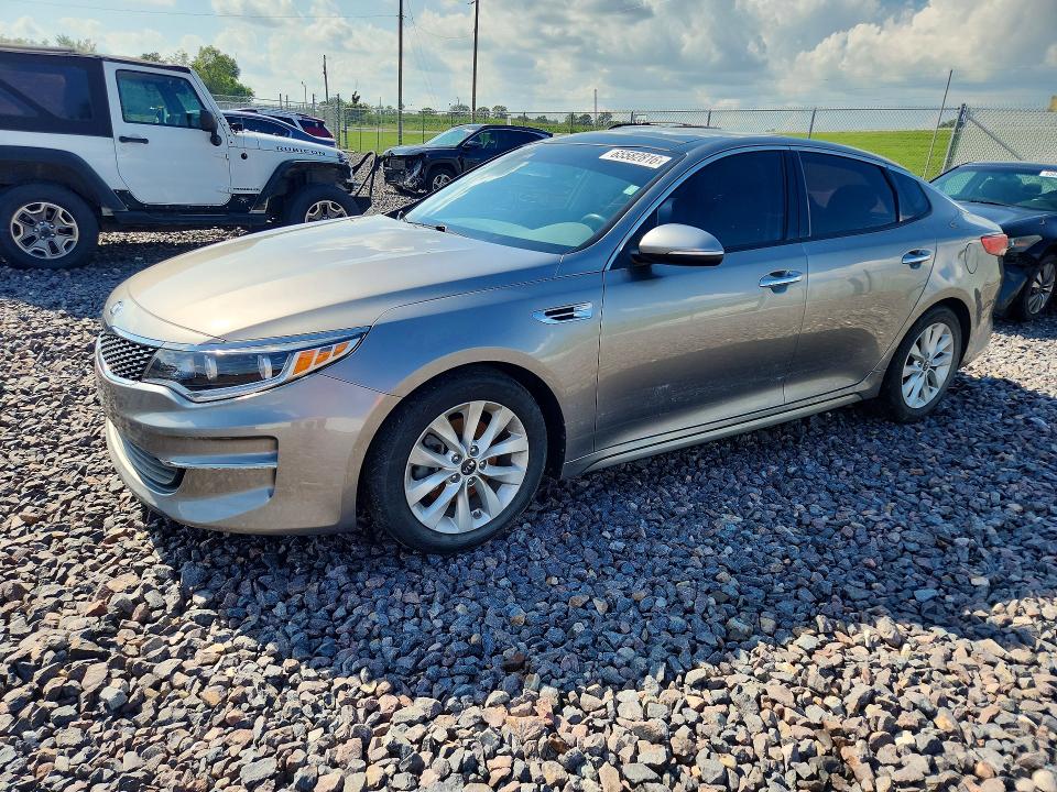 65582816 :رقم المزاد ، 5XXGU4L35GG094739 vin ، 2016 Kia Optima مزاد بيع