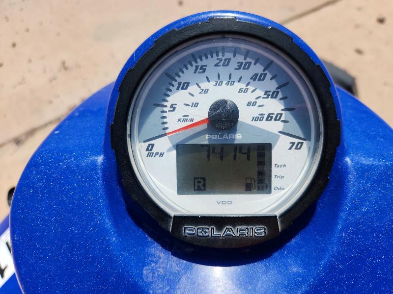 64110756 :رقم المزاد ، 4XACH59AX4A333943 vin ، 2004 Polaris Sportsman مزاد بيع