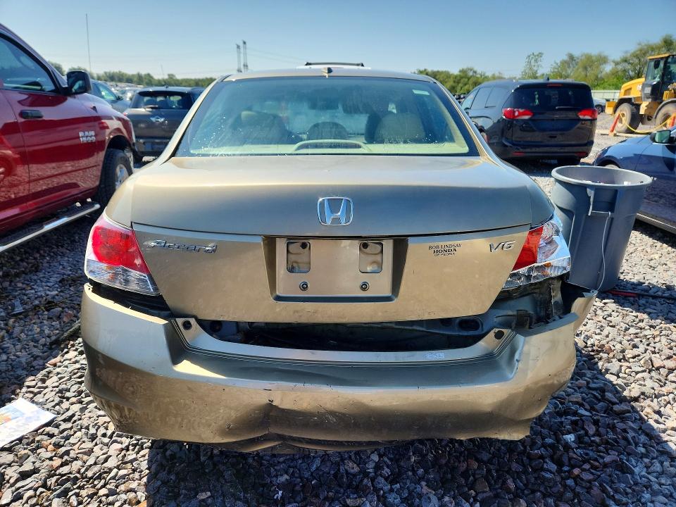 65584836 :رقم المزاد ، 1HGCP3F87AA012201 vin ، 2010 Honda Accord مزاد بيع