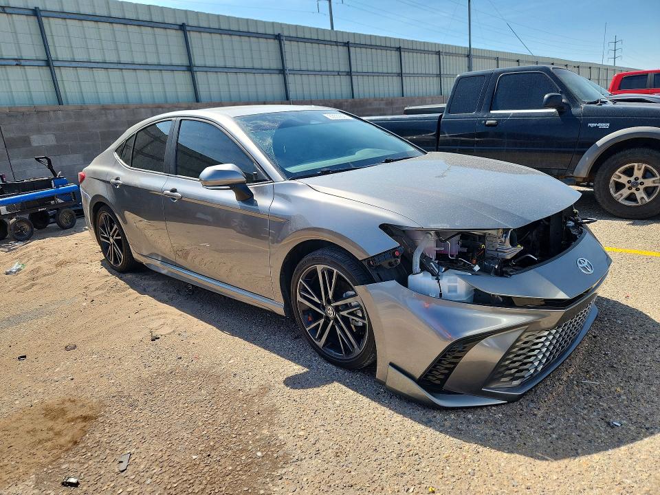 63509626 :رقم المزاد ، 4T1DAACK1SU586782 vin ، 2025 Toyota Camry مزاد بيع
