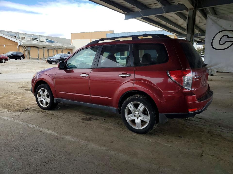 61564216 :رقم المزاد ، JF2SH6CC7AH786409 vin ، 2010 Subaru Forester مزاد بيع