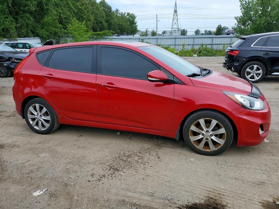 64289446 :رقم المزاد ، KMHCU5AE9DU105235 vin ، 2013 Hyundai Accent مزاد بيع