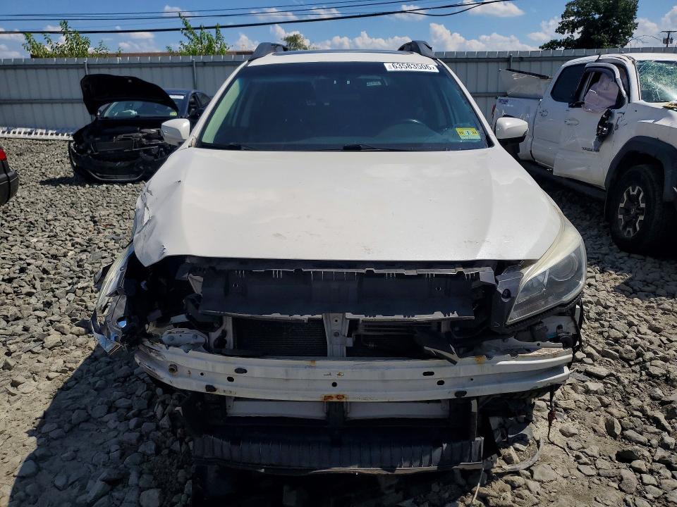 63583506 :رقم المزاد ، 4S4BSELC8F3273132 vin ، 2015 Subaru Outback مزاد بيع