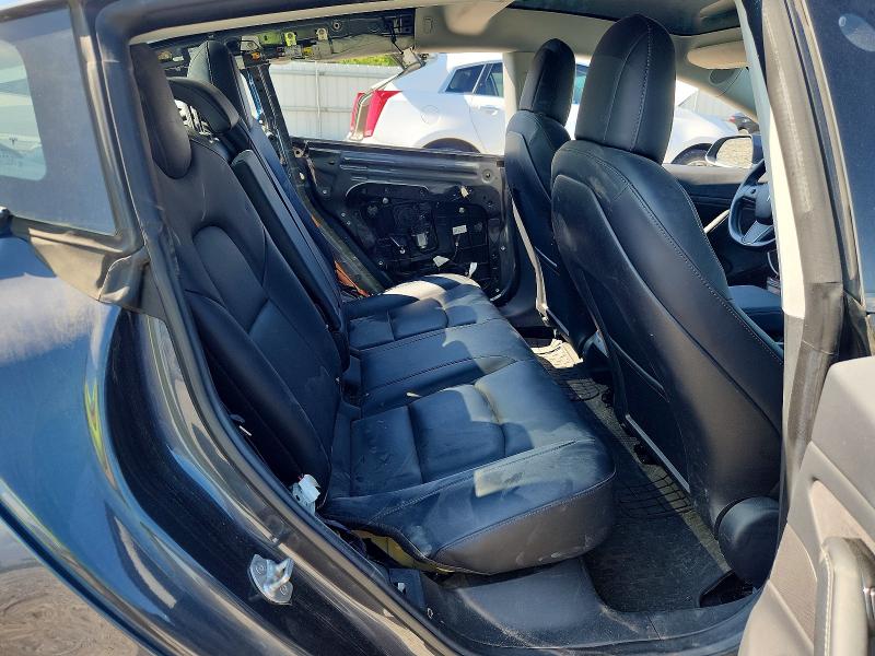 Продажа на аукционе авто 2018 Tesla Model 3, vin: 5YJ3E1EA0JF019043, номер лота: 62487516