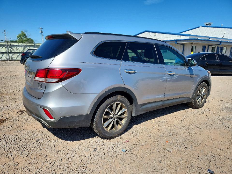 2017 Hyundai Santa Fe მანქანა იყიდება აუქციონზე, vin: KM8SMDHF4HU244084, აუქციონის ნომერი: 66004696