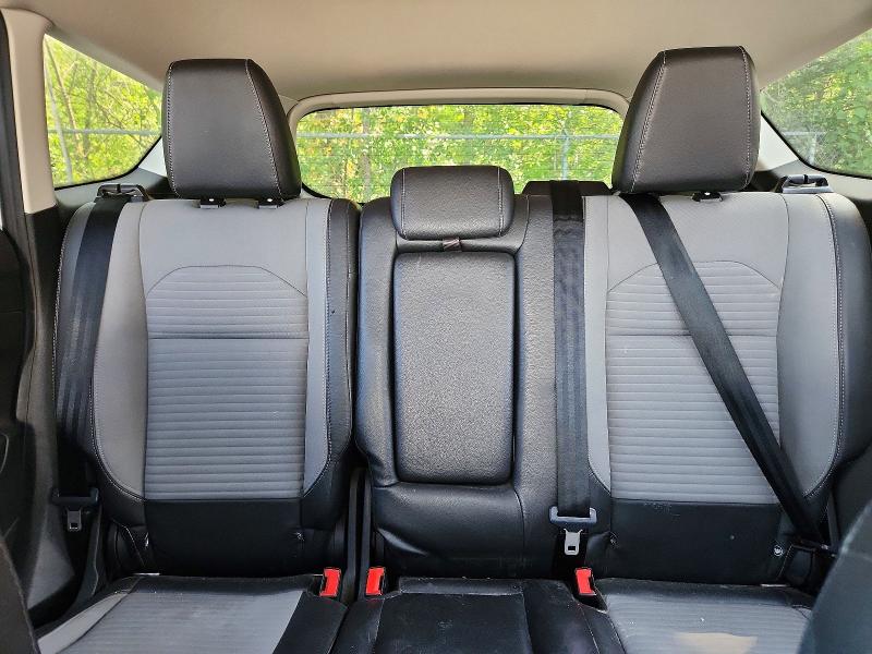 Продаж на аукціоні авто 2017 Ford Escape, vin: 1FMCU9G98HUD70705, номер лоту: 64313946