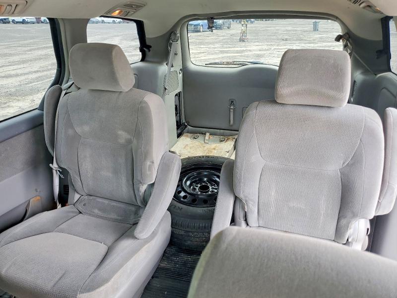 63572736 :رقم المزاد ، 5TDZA23C25S377178 vin ، 2005 Toyota Sienna مزاد بيع
