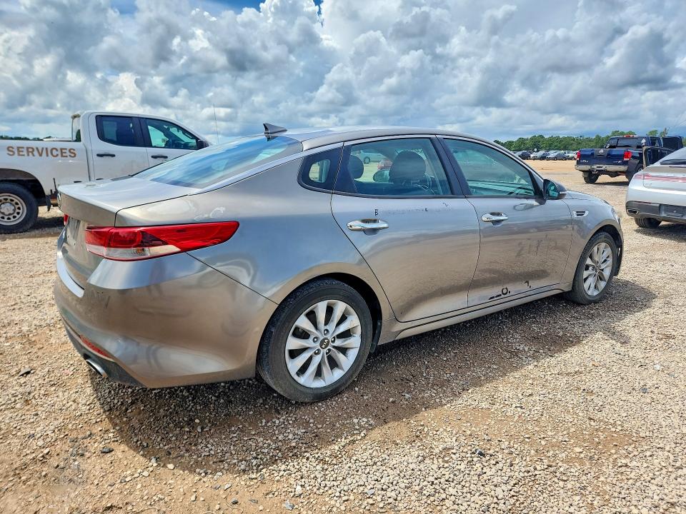 66347126 :رقم المزاد ، 5XXGT4L36HG167203 vin ، 2017 Kia Optima مزاد بيع