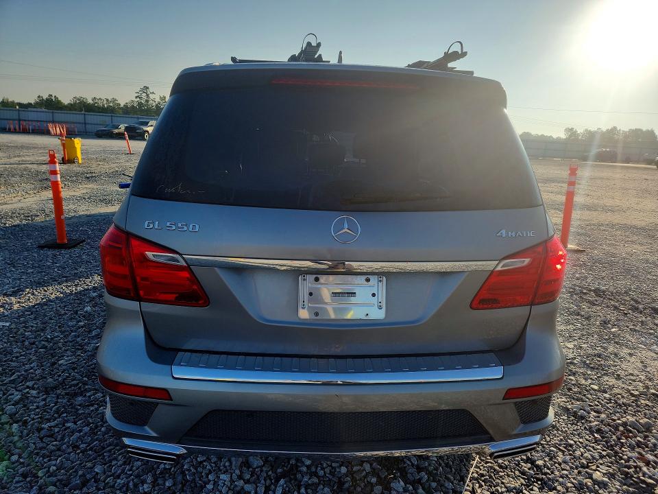 67145876 :رقم المزاد ، 4JGDF7DE9FA481007 vin ، 2015 Mercedes-benz Gl مزاد بيع