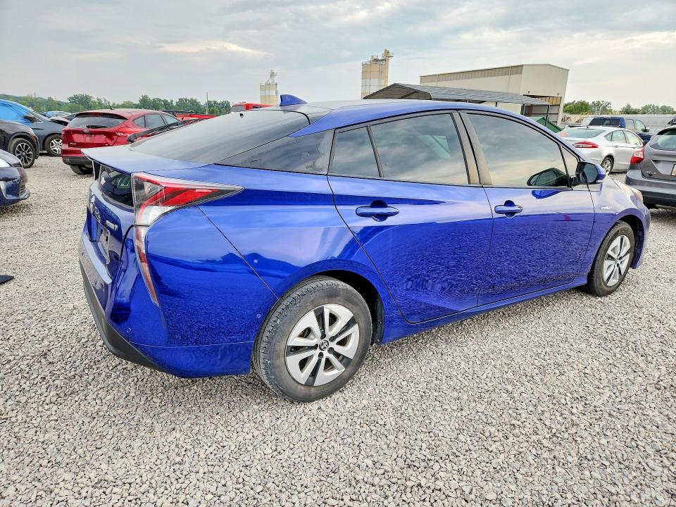 64071656 :رقم المزاد ، JTDKBRFUXJ3596428 vin ، 2018 Toyota Prius مزاد بيع