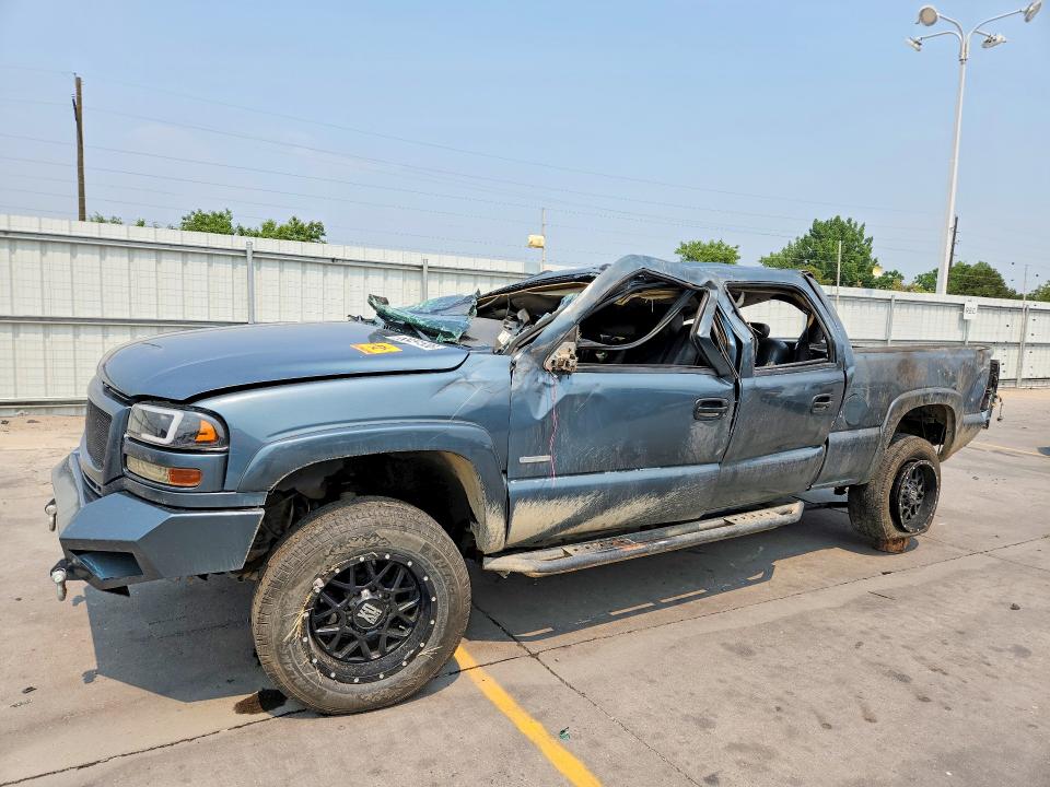 63491536 :رقم المزاد ، 1GTHK23D06F180142 vin ، 2006 Gmc Sierra مزاد بيع