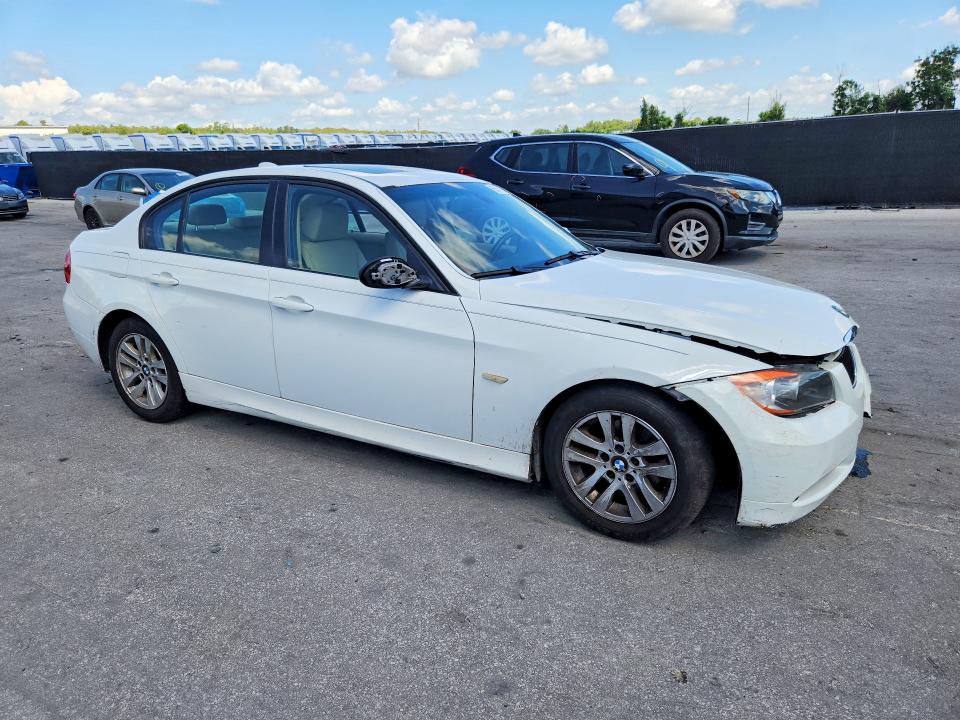 65321956 :رقم المزاد ، WBAVB13526PT00505 vin ، 2006 Bmw 325 مزاد بيع