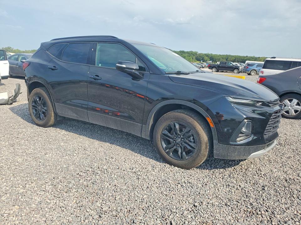 64624876 :رقم المزاد ، 3GNKBCRSXMS543662 vin ، 2021 Chevrolet Blazer مزاد بيع