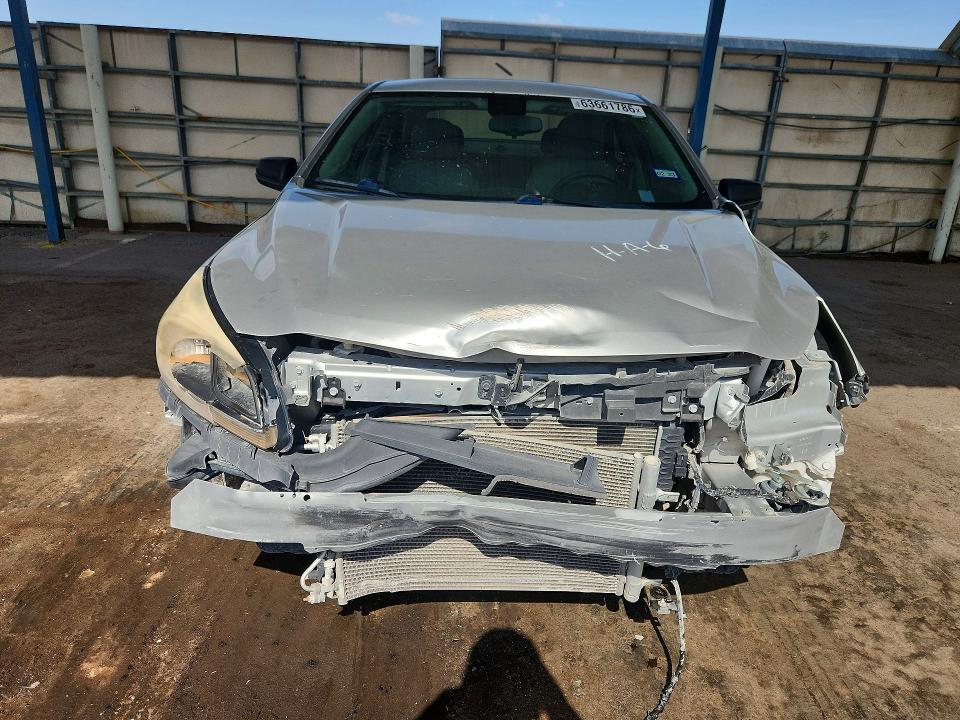 63661786 :رقم المزاد ، 1G11B5SL1EU125441 vin ، 2014 Chevrolet Malibu مزاد بيع