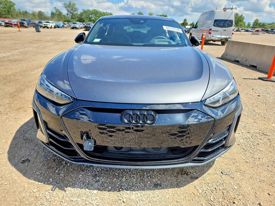 Продажа на аукционе авто 2022 Audi E-tron Gt, vin: WAUEJBFW8N7005999, номер лота: 65176146